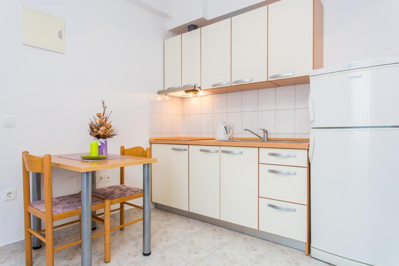 Apartments Lavanda 1 Нивице Екстериор снимка
