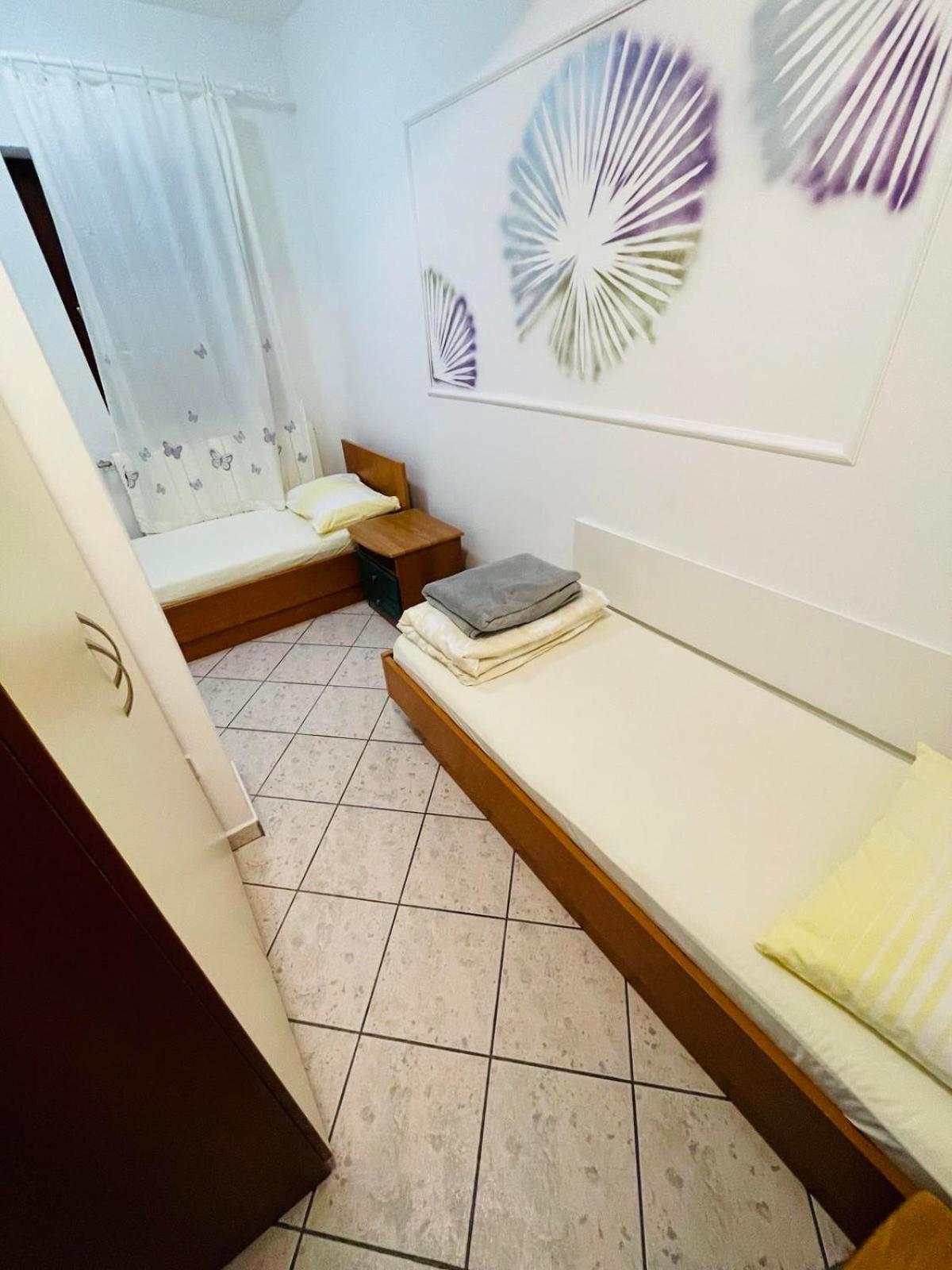 Apartments Lavanda 1 Нивице Екстериор снимка
